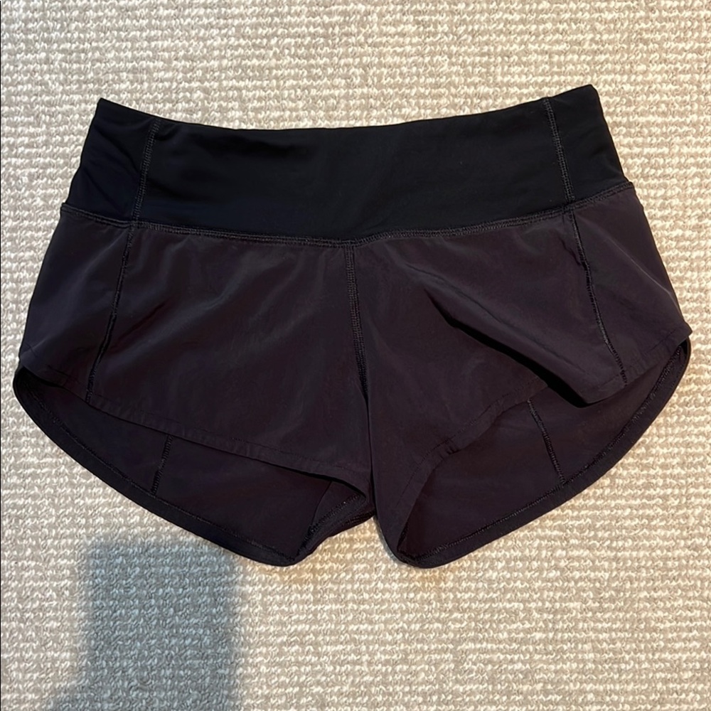Lululemon Black speed up  Shorts 2.5 lo rise